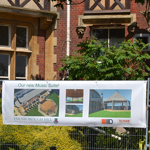 Single banner at Farnborough Hill